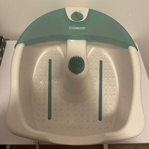 Conair Foot Spa with Green Accents